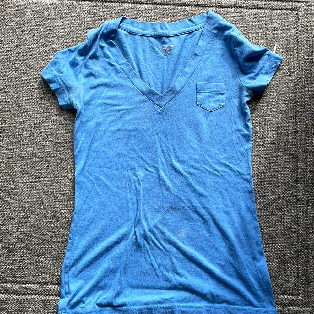 Monterey Pocket V-Neck Relaxed Fit T-Shirt